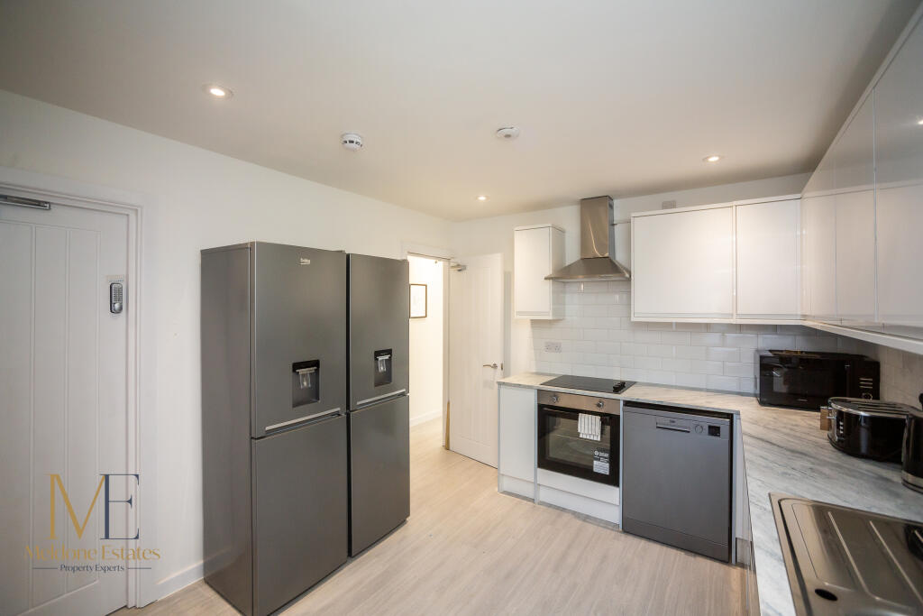 Kitchen_3