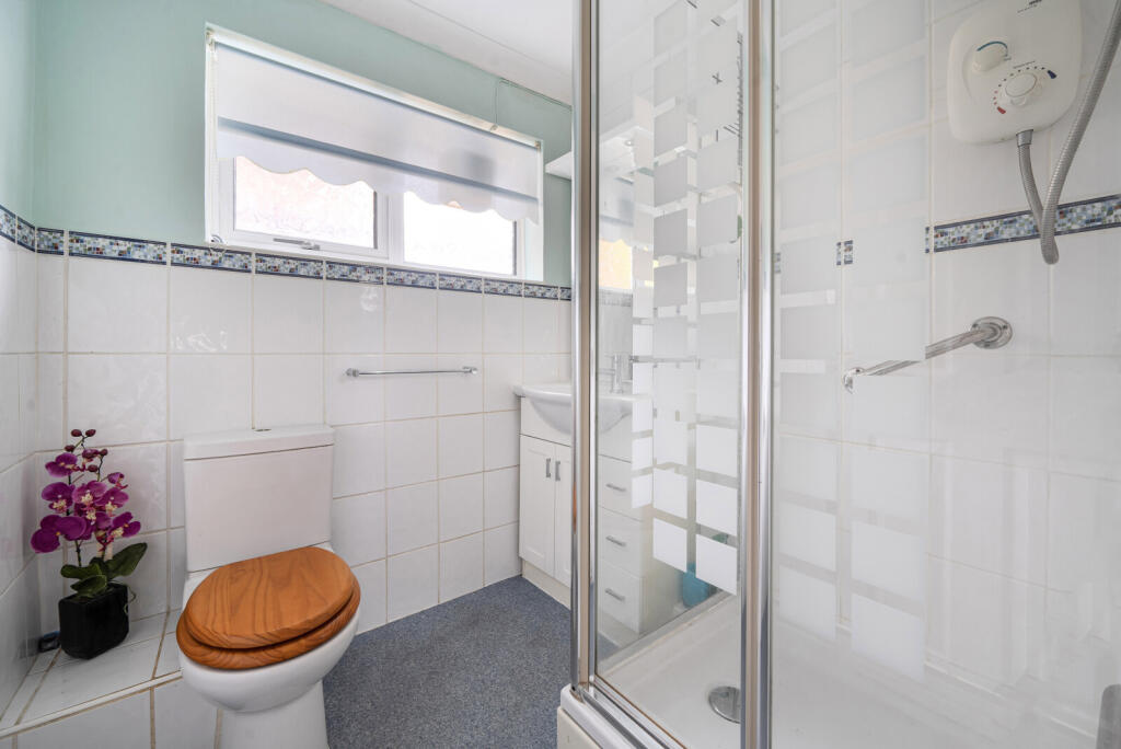 1345566-16-68b700...