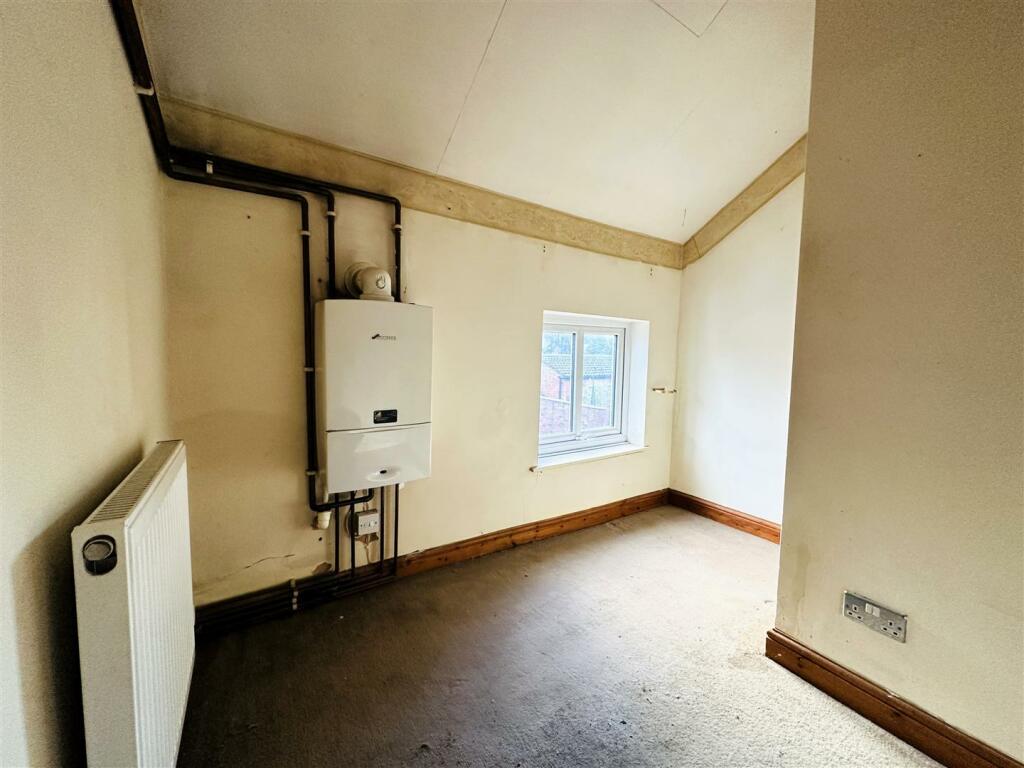 Bedroom2.jpg