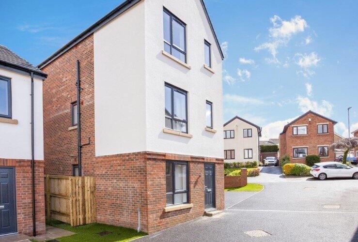 4 Bedroom, Detached