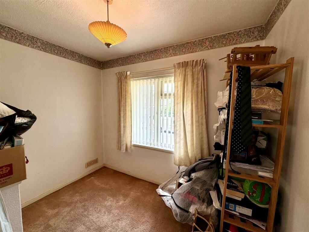 BEDROOM 3