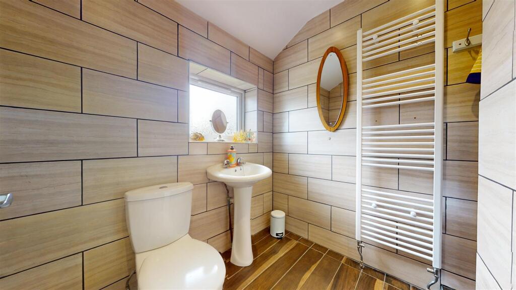 Eden Avenue Shower Room