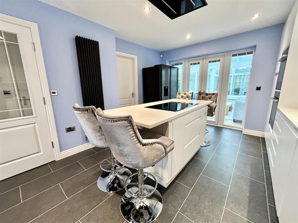 Kitchen/Dining Room View Six