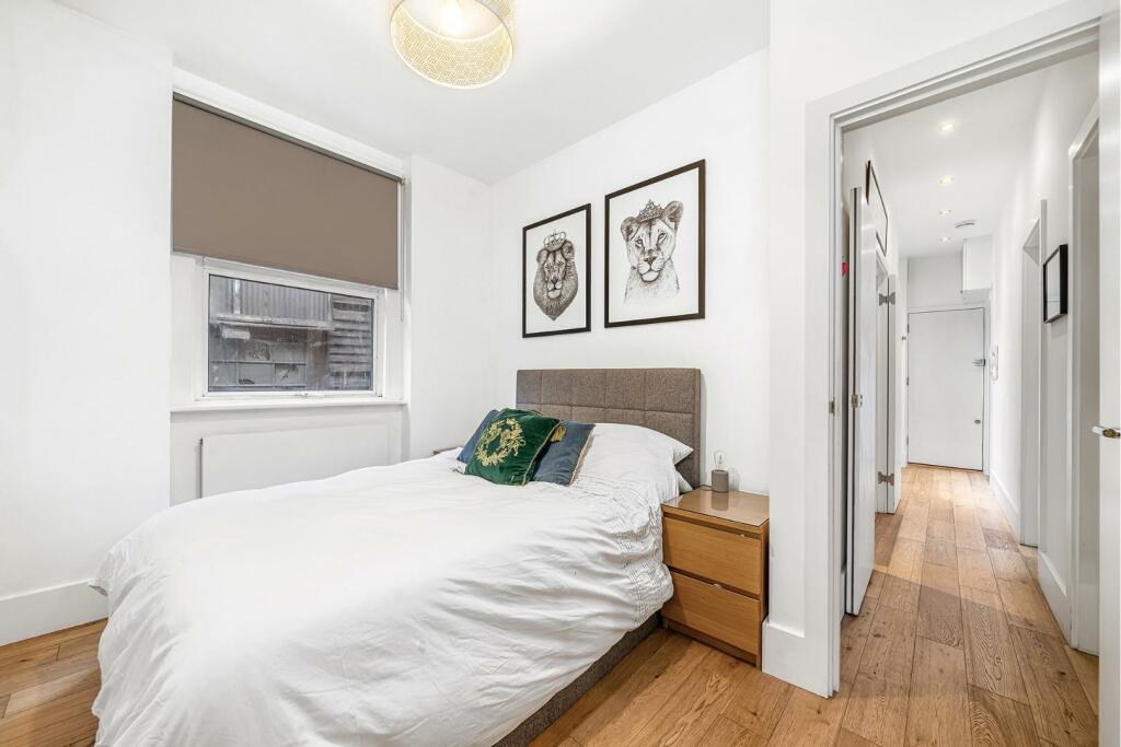 Bedroom 2 (2).jpg