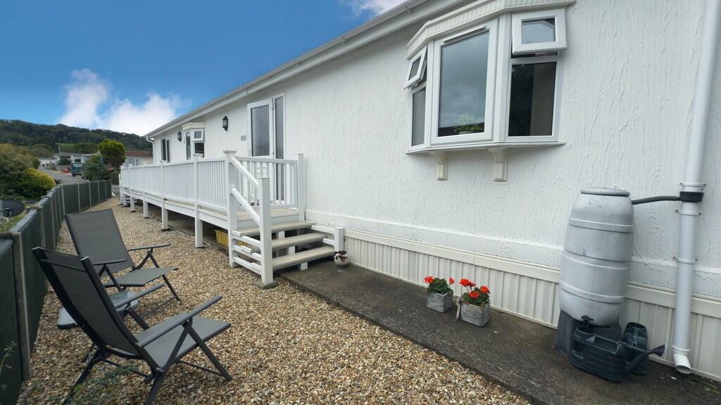 D77F8F61-77F1-4B8...