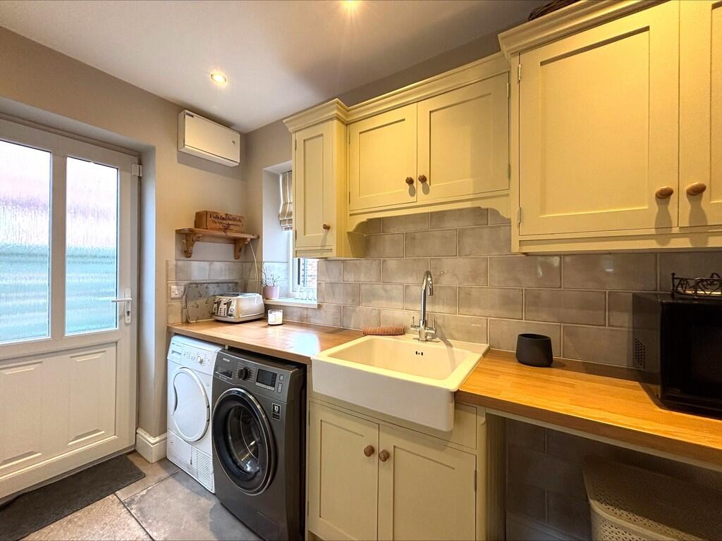 processed-39CB204...