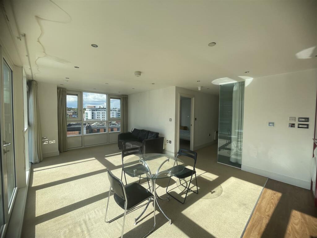 Living - Dining - Kitchen