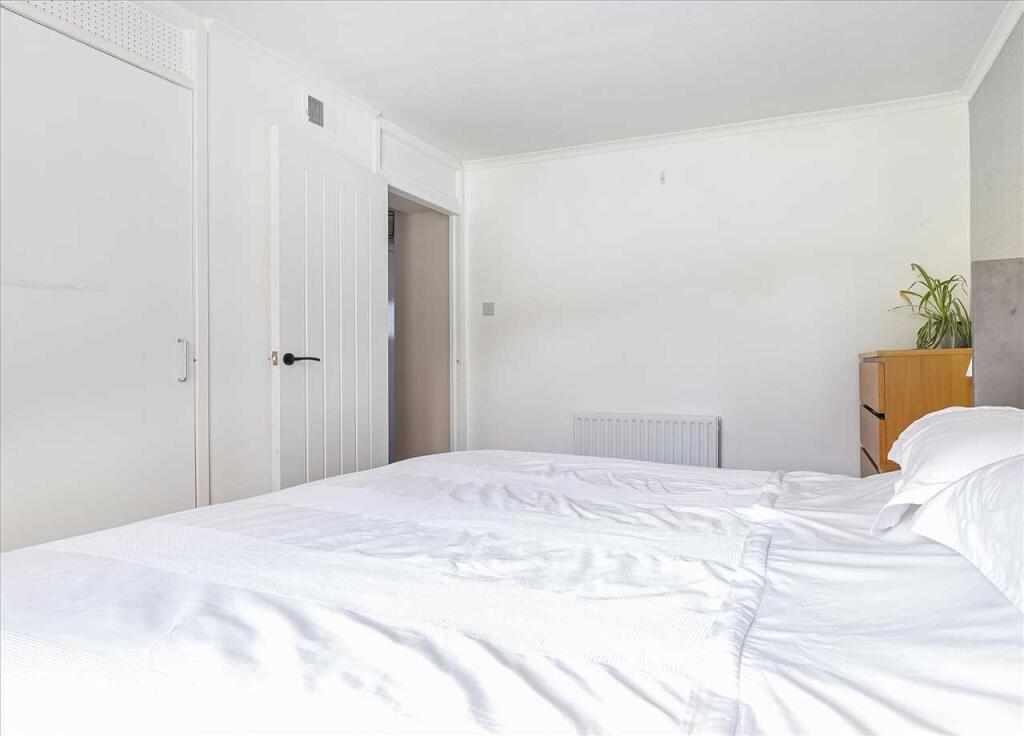 Bedroom One (2)