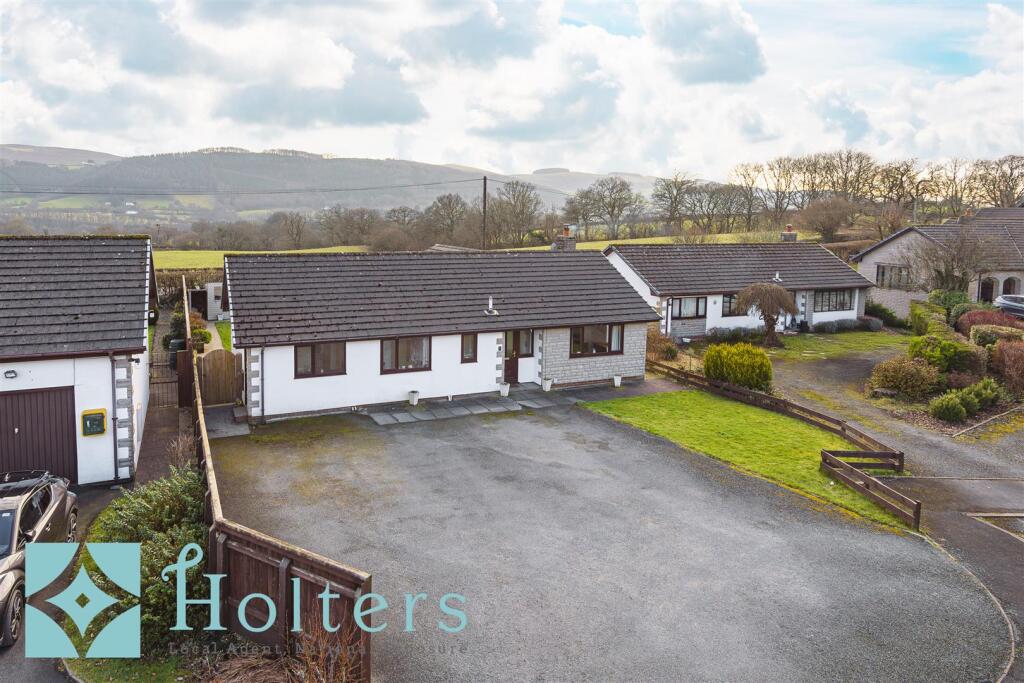 6 Cae Llewllyn, Cilmery 20.jpg