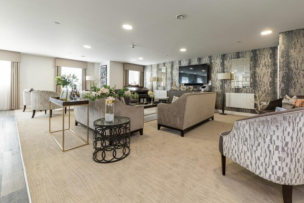 Lowe House - Communal Lounge