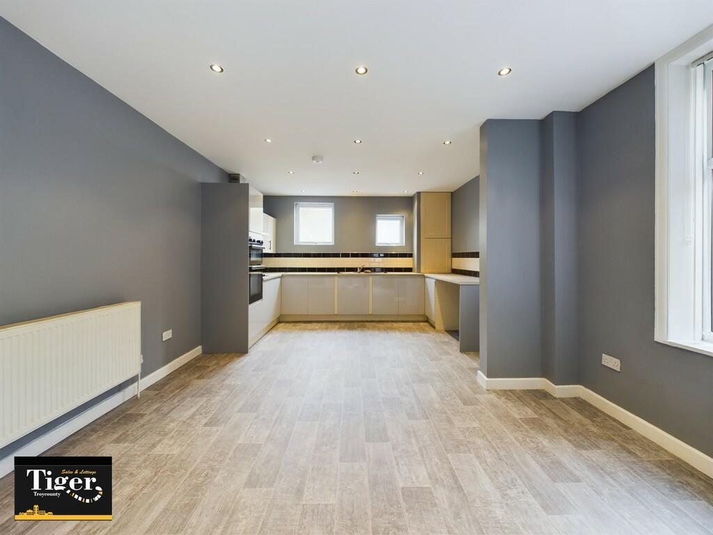 CAM03440G0-PR0102...