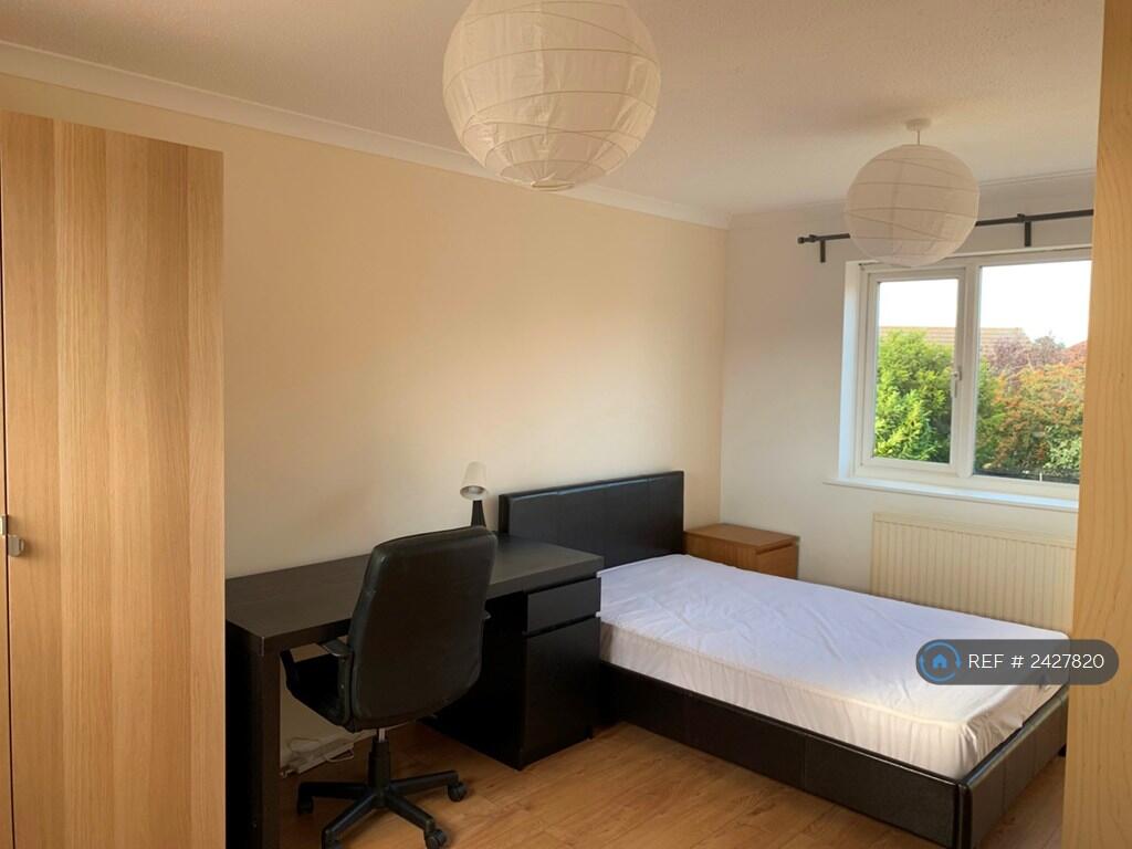 Upstairs Bedroom 1 