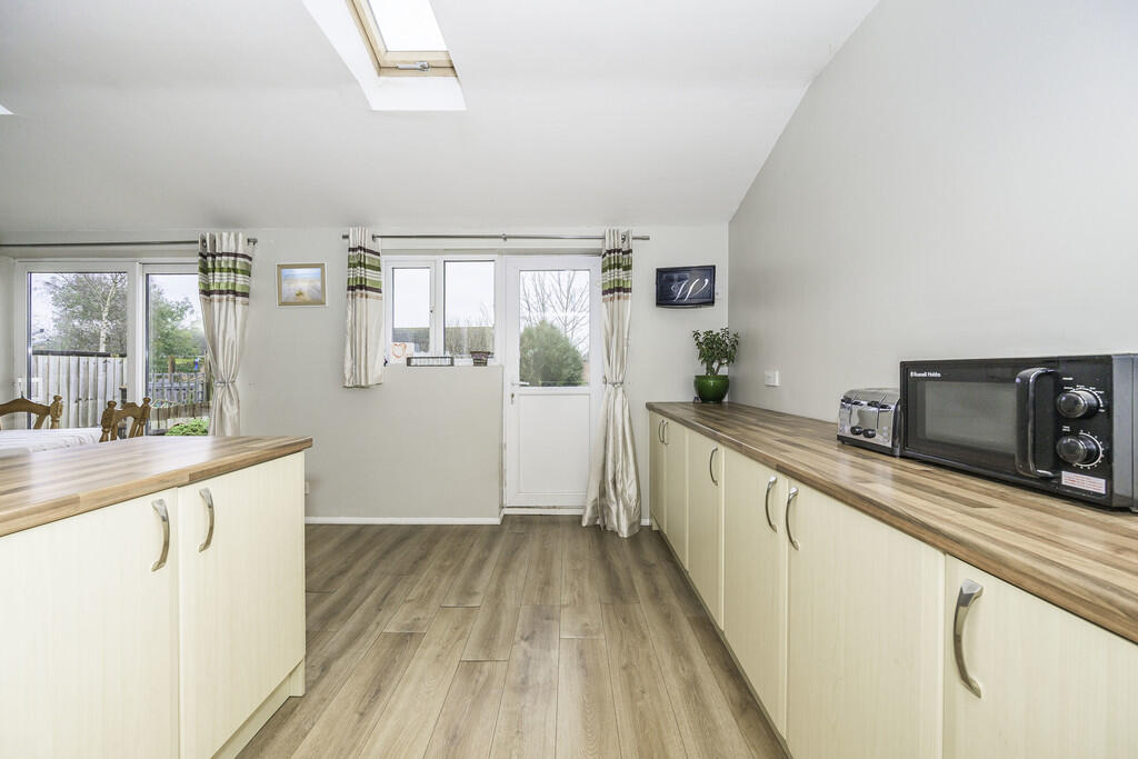 _Z636890-Edit cop...