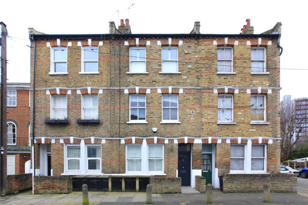 property in Vicarage Crescent, 
Battersea Park, SW11