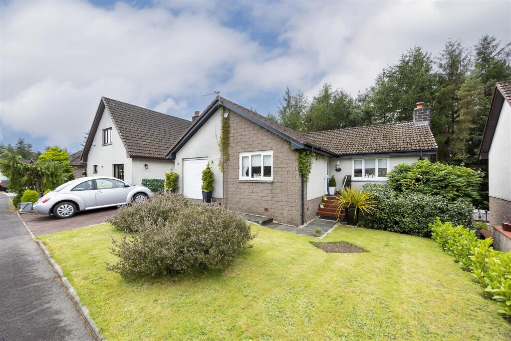16_REDHILL_VIEWS_LENNOXTOWN_001.JPG