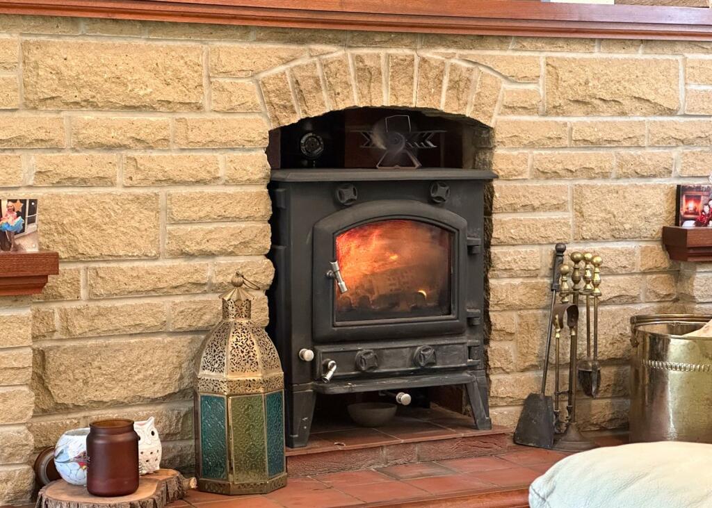 LOG BURNER