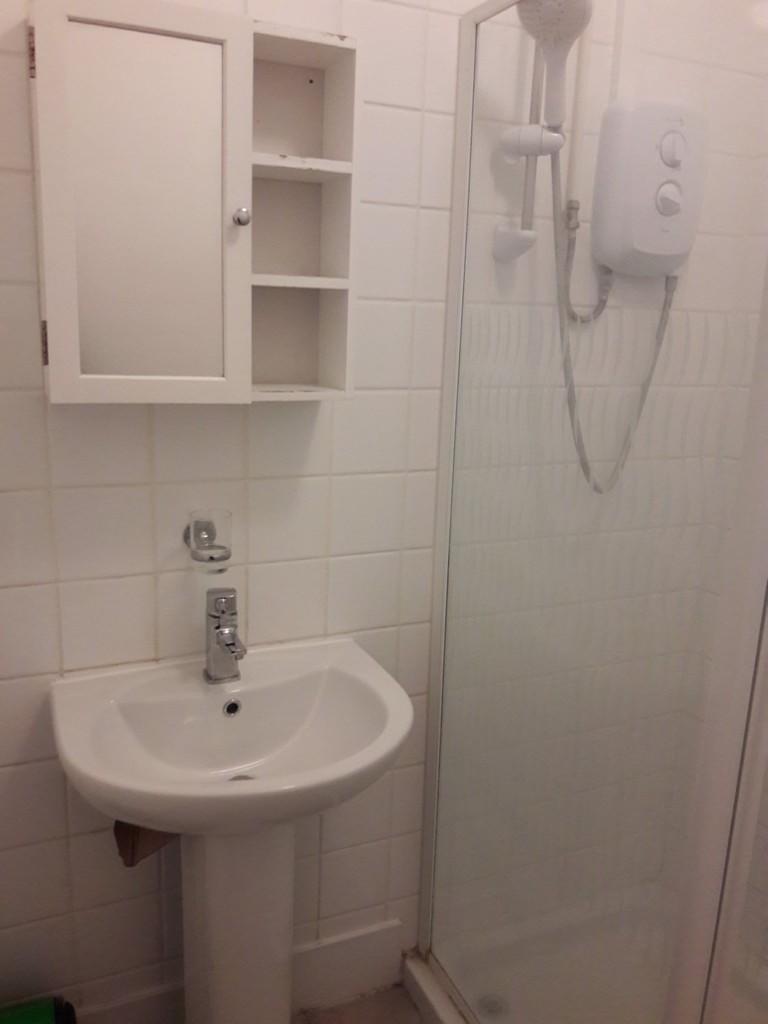 ground floor show...