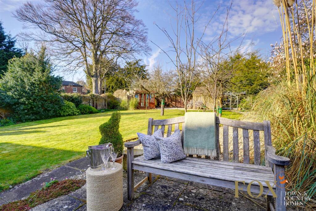 2 St Catherins Hill (1).jpg