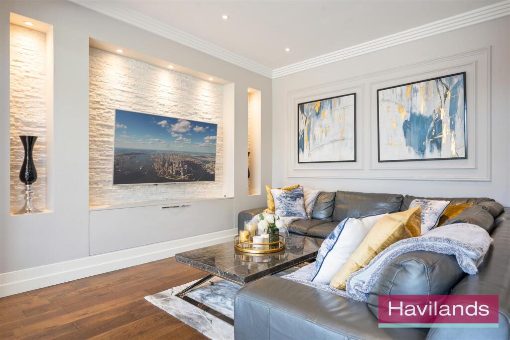 Queen Annes Grove-58.jpg