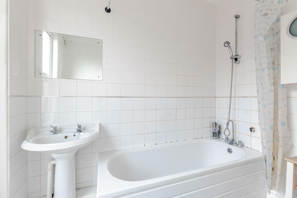 bathroom2