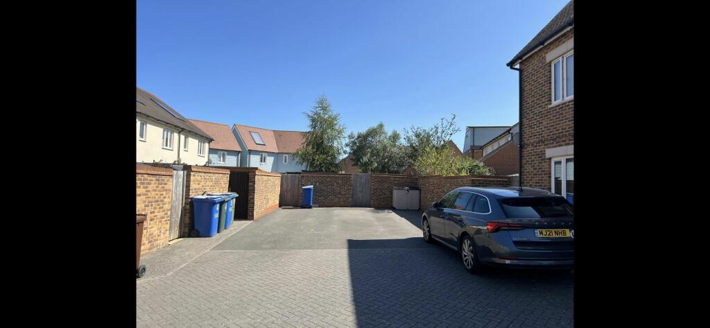 Parking To The Rear (Original)