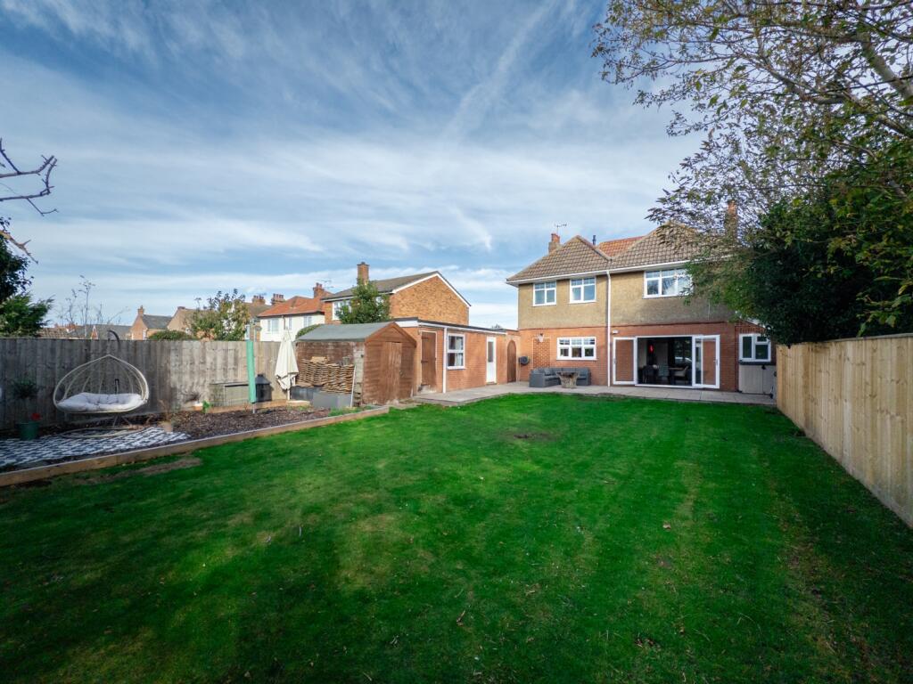 20251028100848 - 2025-10-28_10-08-48 - 45 High Roa