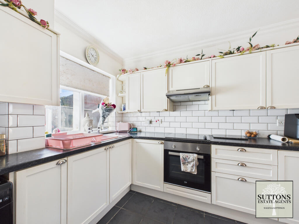 Kitchen 3