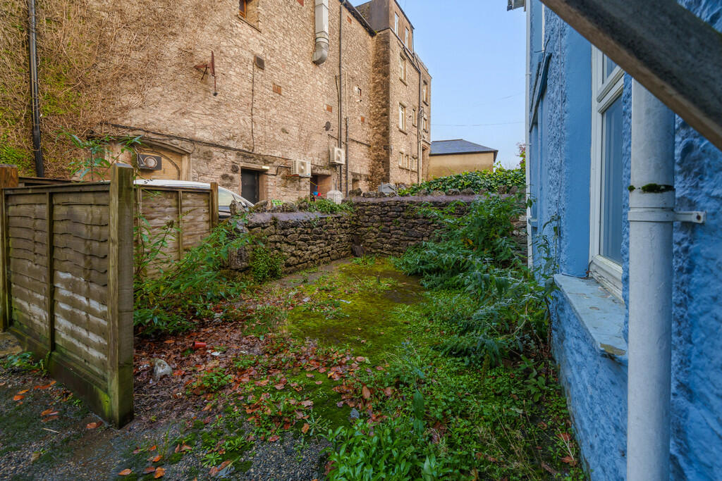 Courtyard and Par...