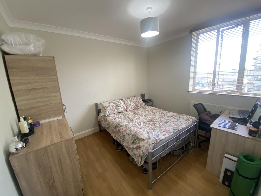 Flat 7 Second Bedroo