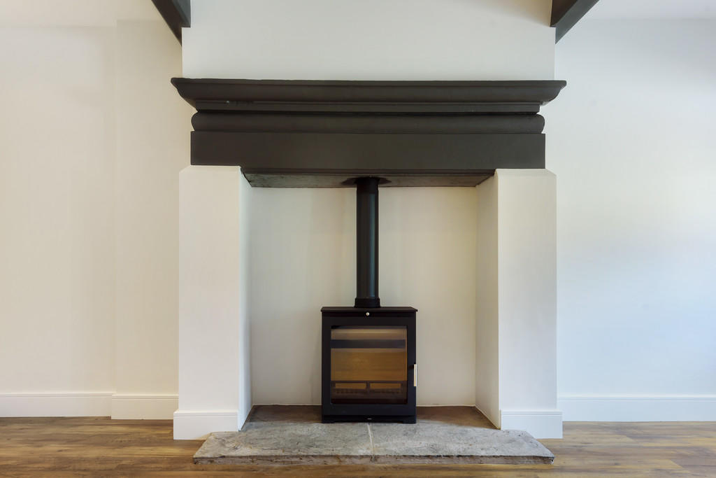 Burner in Lounge