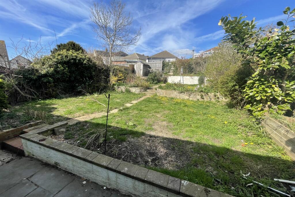Garden with shed