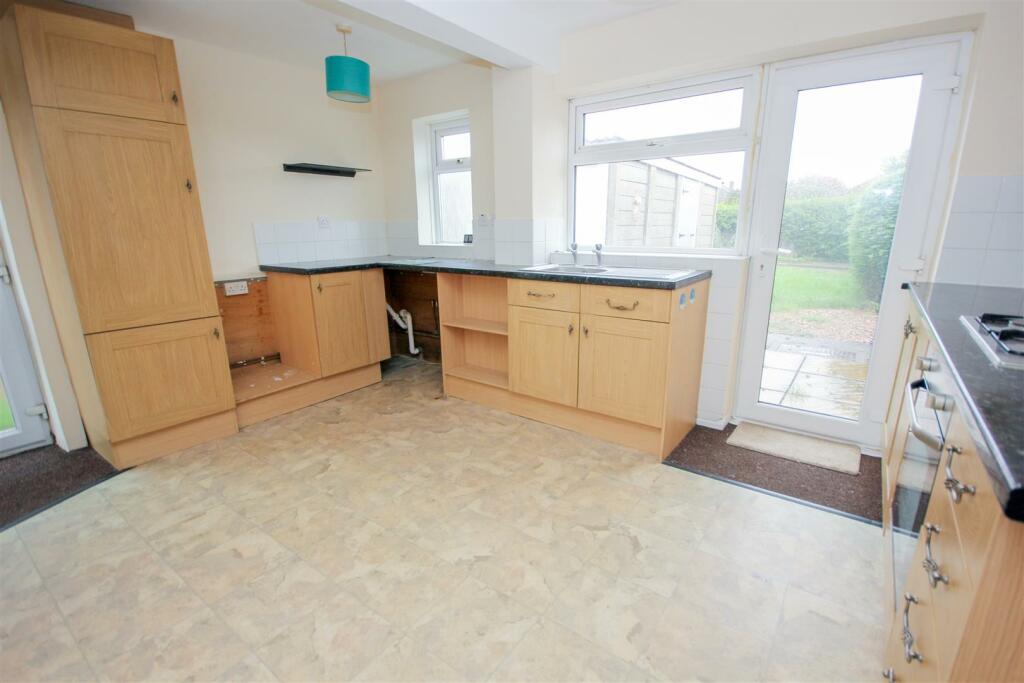 Kitchen..jpg