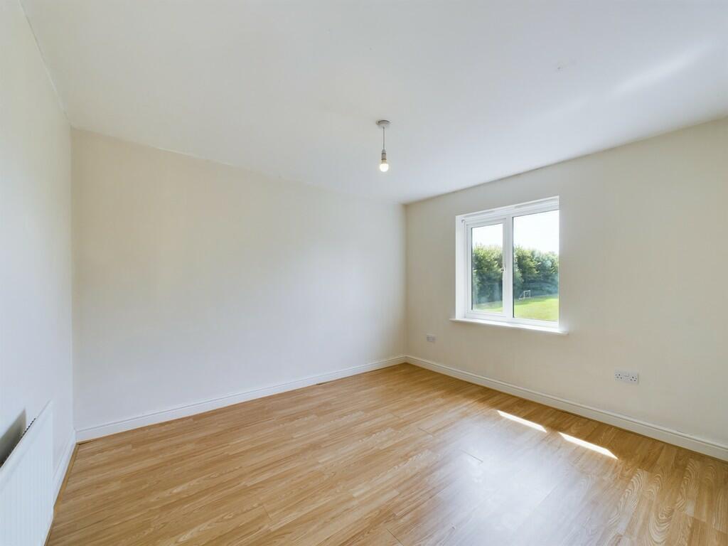 CAM02060G0-PR0214...