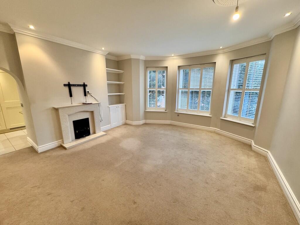 6 Turret House - ...