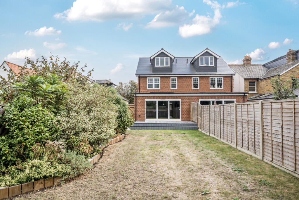 1346897-4-68b19f6...