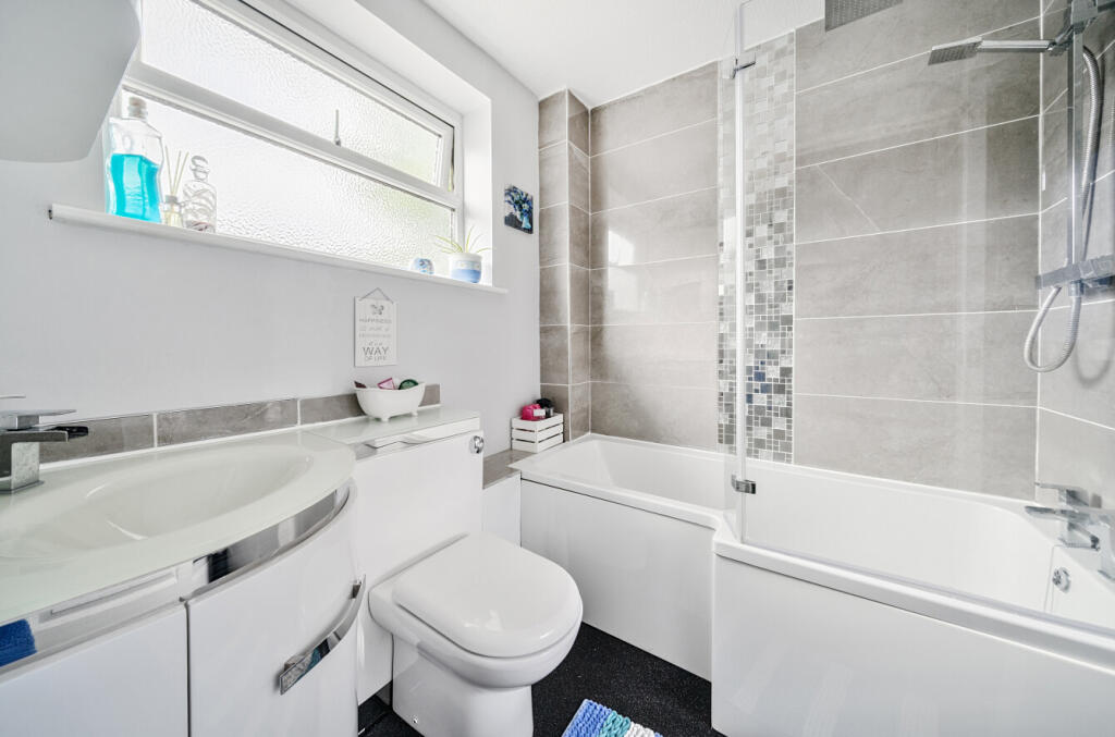 1315278-15-685c1b...