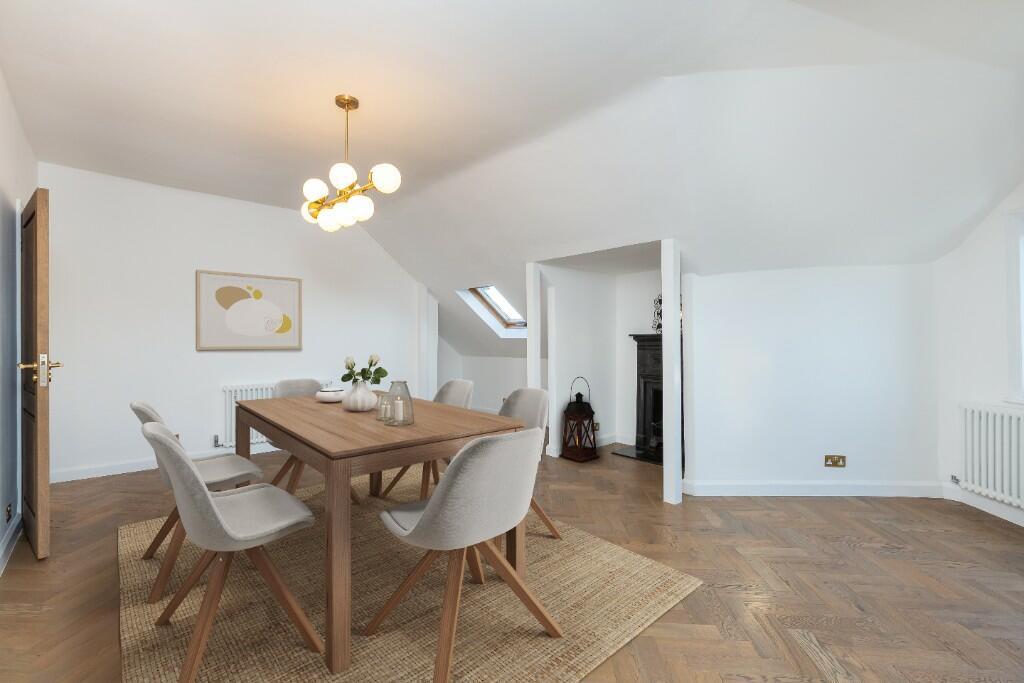 DIning room/ bedroom