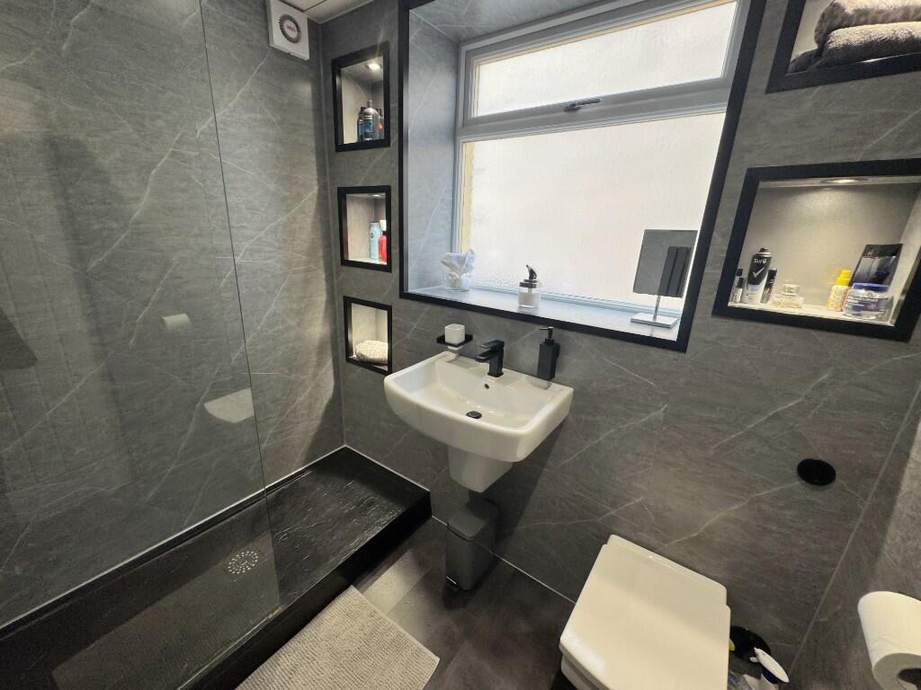 Shower-room 2