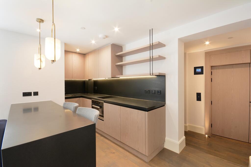 Flat%207,%2018%20...