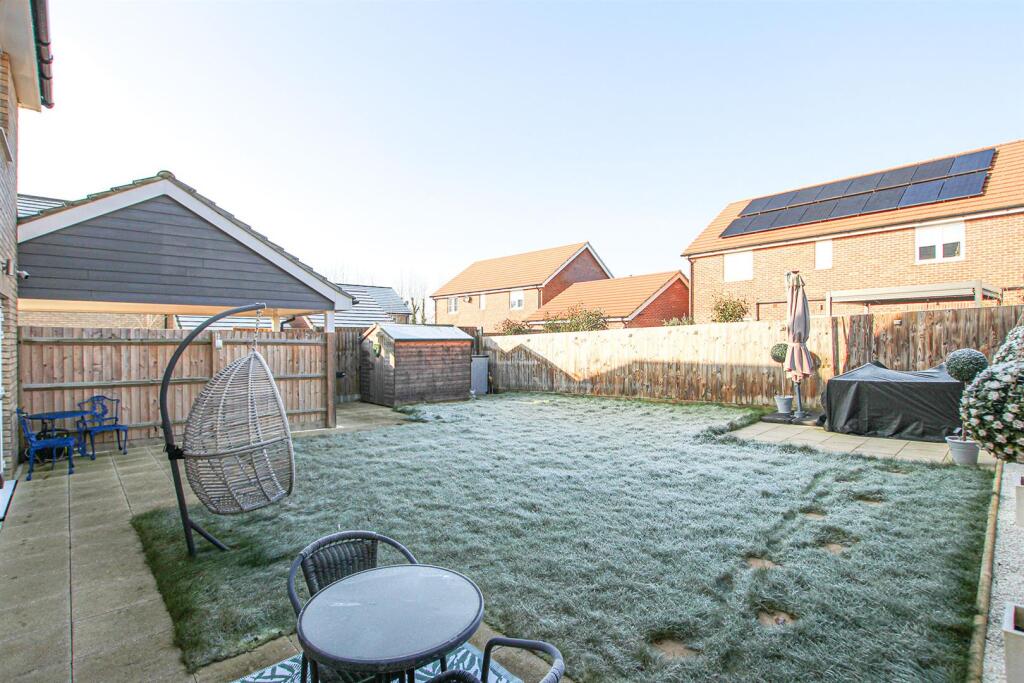 IMG_9879gdn.jpg