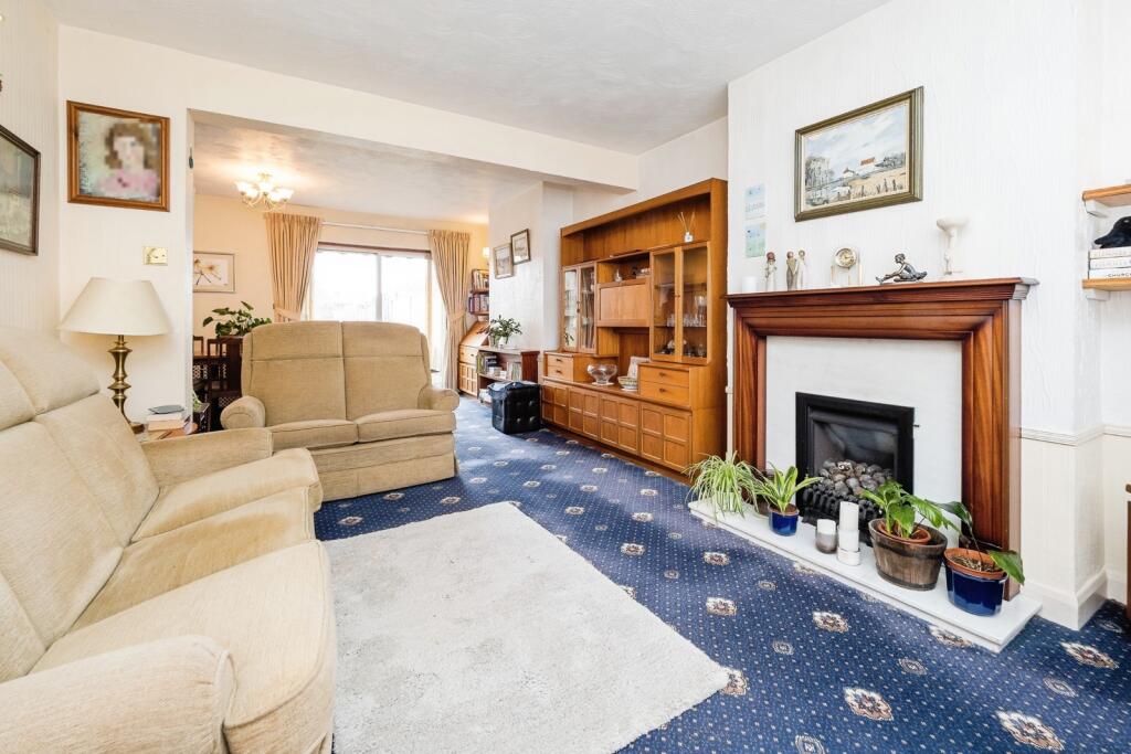 Lounge Dining Room