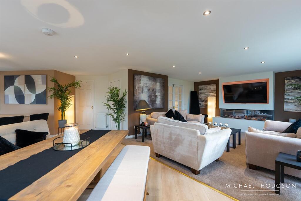 6, Normanby Court-12.jpg