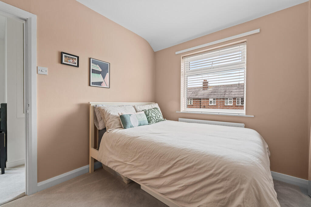 87 Prenton Place,...