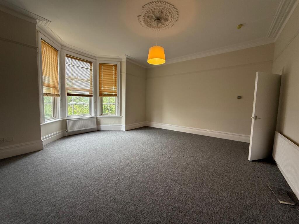 Reception Room 2.jpg