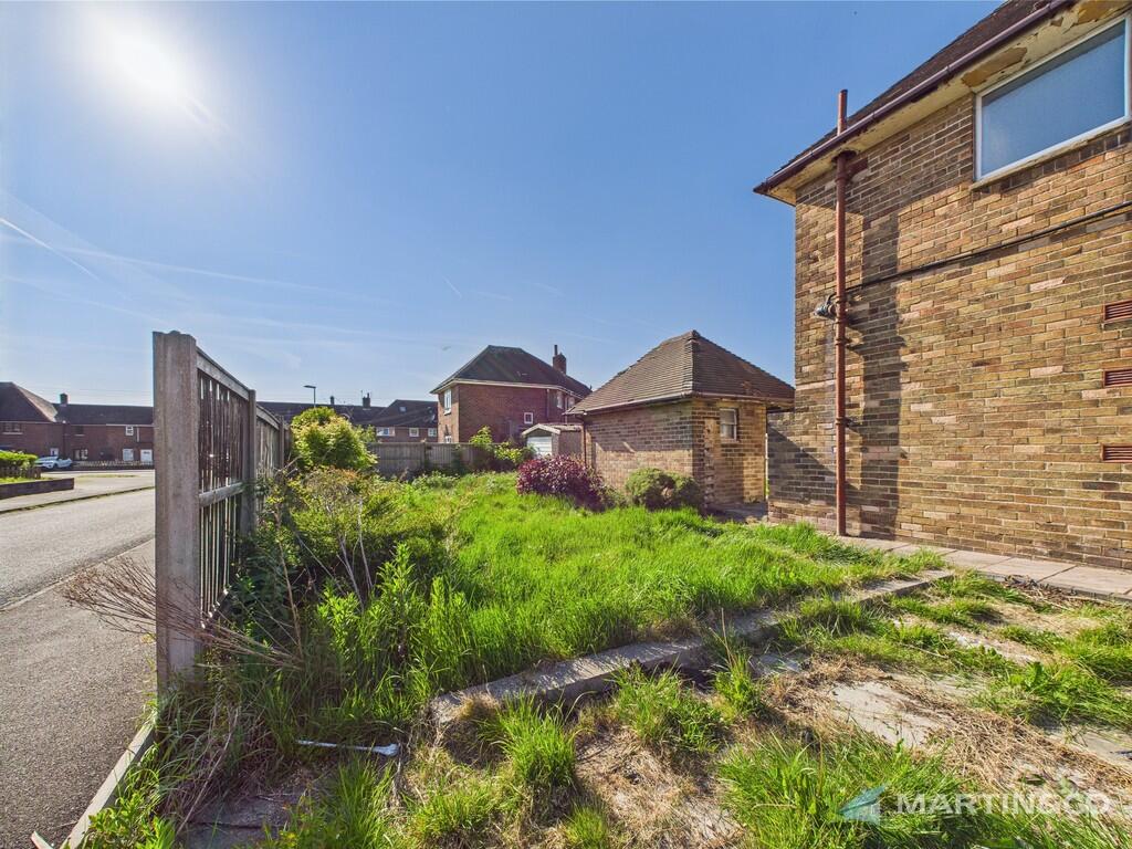 CAM02318G0-PR0444...