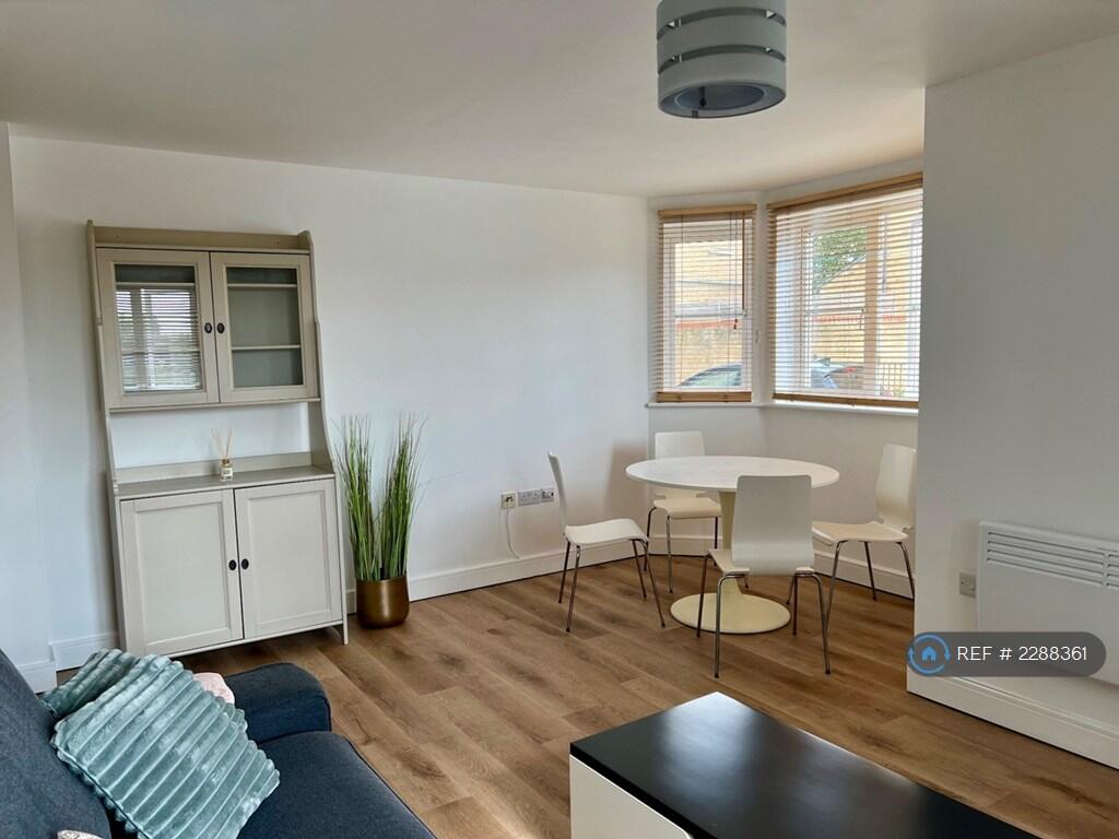 Living/Dining Room
