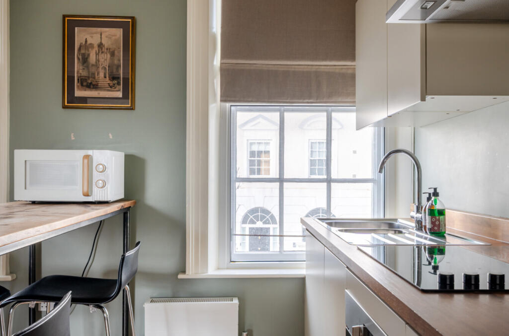 1380143-13-6915b3...