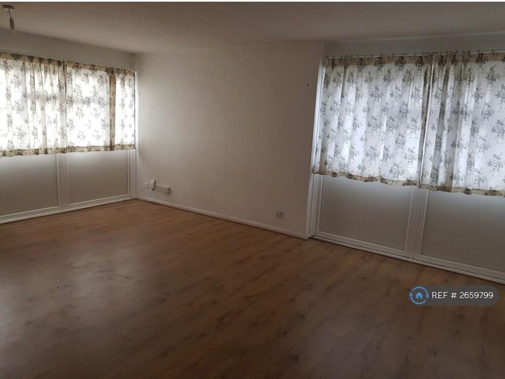 Living Ng Room1