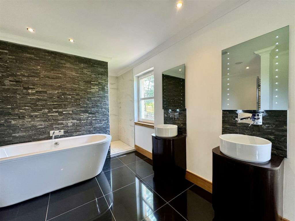 Ensuite Bathroom