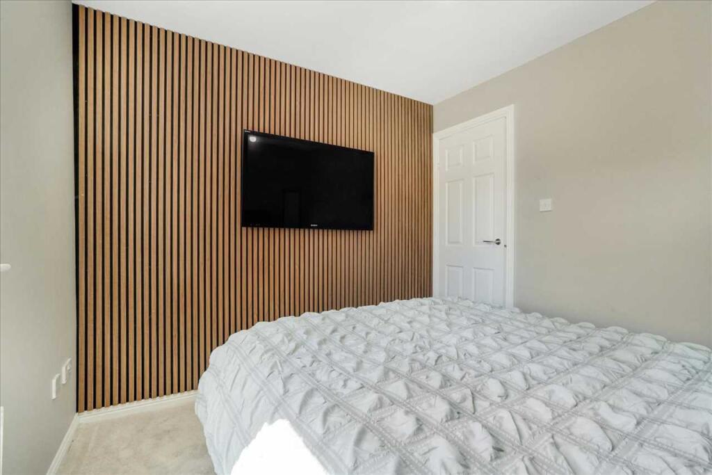 Bedroom Two (2)